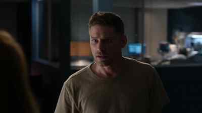 - How bad is it?
- Found her unconscious. - CSI: Vegas
