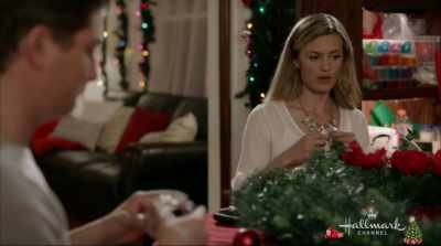 - How big do we make the next one?
- Bigger than a pizza, - Christmas in Love