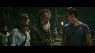 - How big is it?
- It's bigger. - Kong: Skull Island