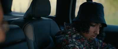 - How can it be?
- I do not know. - Darkland: The Return