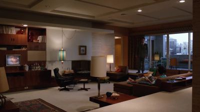 -How can you hear anything?
-I'm foIIowing your advice. - Mad Men