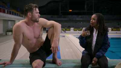 How can I do this differently? So, what
will I gain out of this experience? - Limitless with Chris Hemsworth
