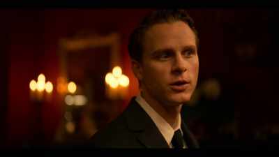 - How can you tell?
- [CHUCKLES] - Young Wallander