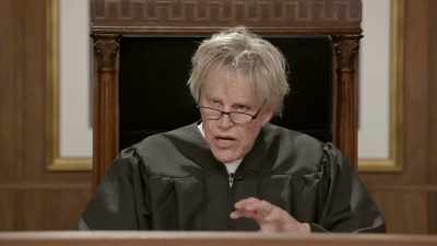 How can you tell the
dead animals apart - Gary Busey: Pet Judge