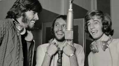 ["How Can You Mend
a Broken Heart?"] - The Bee Gees: How Can You Mend a Broken Heart