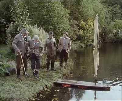 How come her bicycle gets entangled
with your bicycle, Howard? - Last of the Summer Wine