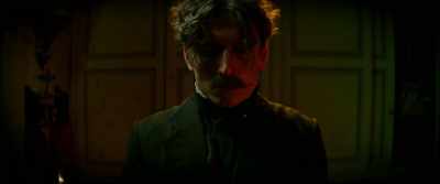 How could any Londoner
fail to delight - The Limehouse Golem