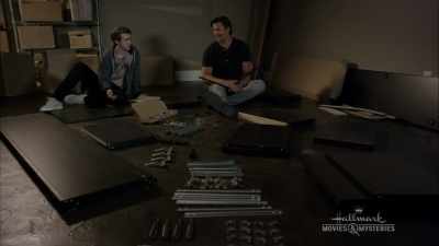 How could one thing have so many pieces? - Garage Sale Mystery: A Case Of Murder