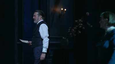 How dangerous it is
that this man goes loose. - Great British Theatre