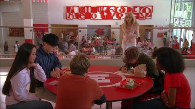 How dare she sign up - High School Musical