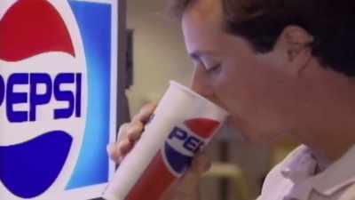 How did a war between - Cola Wars