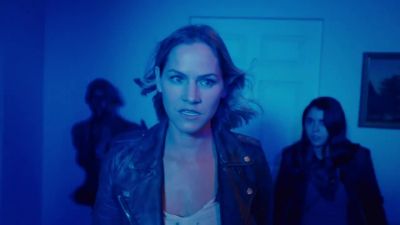 How did she do that? - Van Helsing