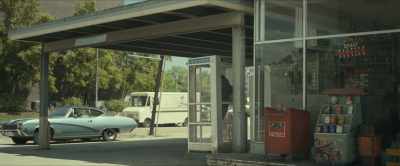 How did it feel
to be sober on tour? - Daisy Jones & the Six