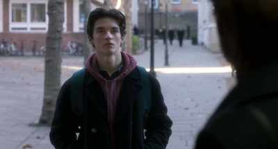 - How did you get my number?
- It's not difficult. - The Children Act