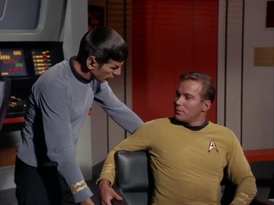 How did you know this lady
was coming aboard? - Star Trek