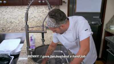 How did she pick
who was getting that? - Below Deck Down Under