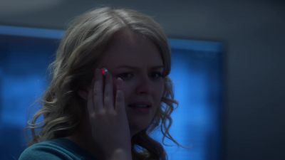 How did you sleep? - Supergirl