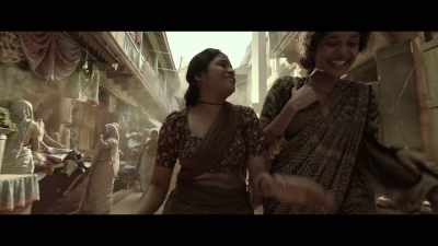 -How do you do this?
-That hawker was so irritating. - Gangubai Kathiawadi
