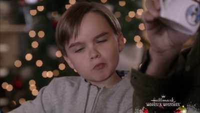How do you draw
those things in the books? - A Bramble House Christmas
