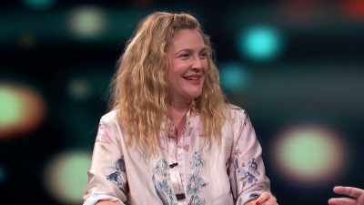 - How do you get a tissue to dance?
- How do you get a tissue to dance? - Norm Macdonald Has a Show