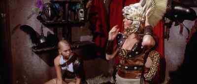 - How do I look?
- Like a Roman. - The Arena
