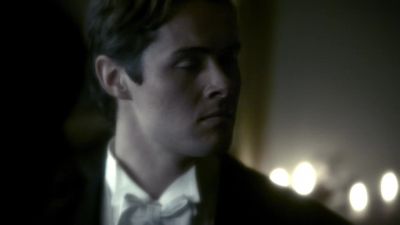 How do you know who I am? - The Vampire Diaries