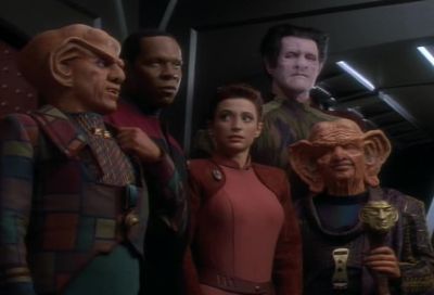 - How do l look?
- Nervous. - Star Trek: Deep Space Nine