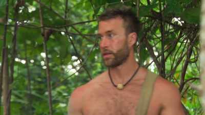 - How do you light your fire?
- I used coconut fiber. - Naked and Afraid of Love