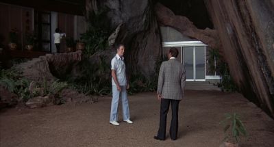 How do you like my island - The Man with the Golden Gun