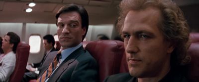 How do you like your sirloin sir - Passenger 57