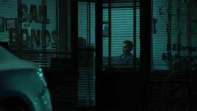 How do you-- Are you sure
that's Dockery's guy? - Sneaky Pete