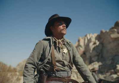 How does it feel? First time on a horse. - The Last Manhunt