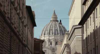 How does the Vatican get
so caught up in something - Murder of God's Banker