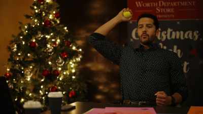 How does this wish bring
more business to worth? - Mom's Christmas Boyfriend