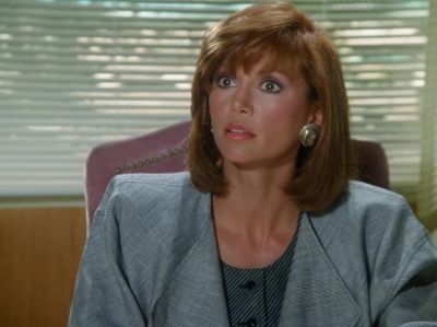 - How you doing?
- I'm fine. - Dallas