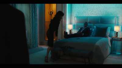 -How you doing, Jett?
-Not too bad, Junior. - Jett