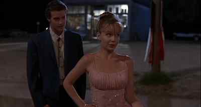 - How you doing?
- OK, I'm doing OK. - To Wong Foo, Thanks for Everything! Julie Newmar