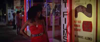 - How you doing tonight, Peg Leg?
- Fine, sweetie. - Back Roads