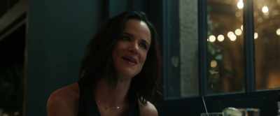 - -How exactly did that happen? - Yellowjackets