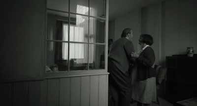 ♪ How to handle a woman? ♪ - Belfast