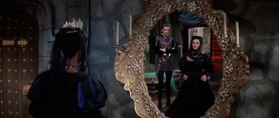 How I've hated wearing black - Snow White and the Three Stooges