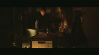 How long are we gonna be in here? - Lights Out
