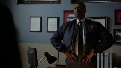 - How long are they gonna keep
grilling me, Chief? - Chicago Fire
