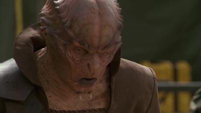 How long do we have to kneel? - Stargate SG-1