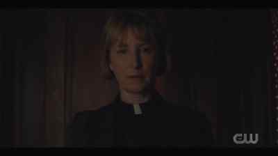 How long do I have before
the authorities arrive? - Nancy Drew