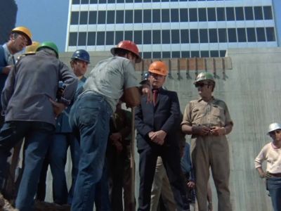 How long haveyou been
digging here?.
Since about 8:00 this morning. - Columbo