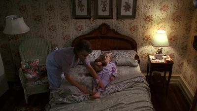 How long is this bed It belonged to my mother - Dennis the Menace