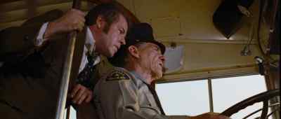 - How long till we get to Sonora?
- Another six hours. - Assault on Precinct 13