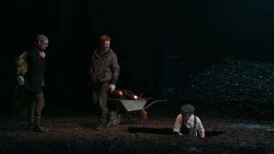How long will a man lie in the earth
ere he rot? - Great British Theatre