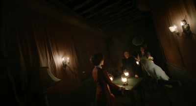 How many are we? Nine or 10? - A Haunting in Venice